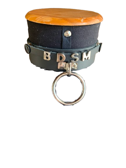 Coleira preta de couro personalizada bdsm